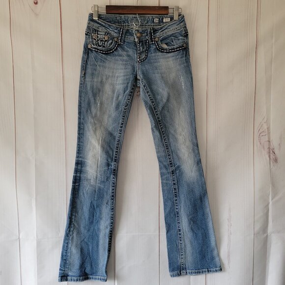 Miss Me Denim Jeans Women’s Sz 26, Sunny Style, Boot Cut, Medium Wash, EUC - Picture 1 of 13
